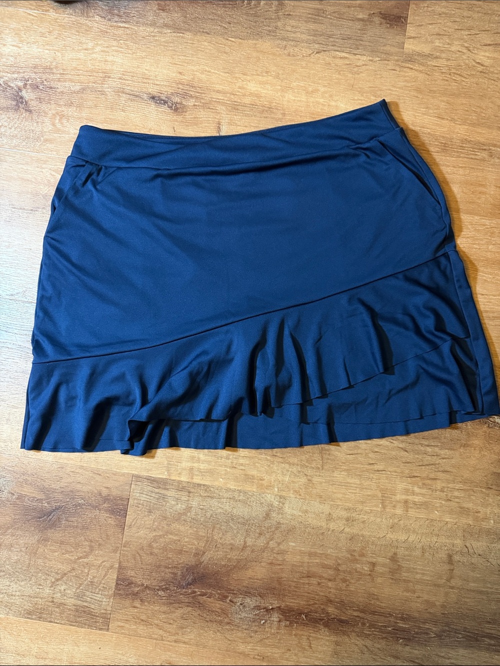 Greg Norman NavyRuffle-Hem Women's Active Skort size xl